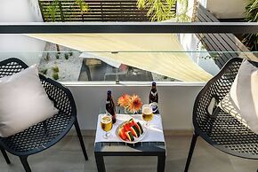 Solar Apartments by Amara Living