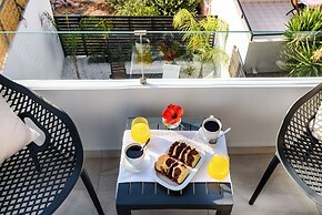 Solar Apartments by Amara Living