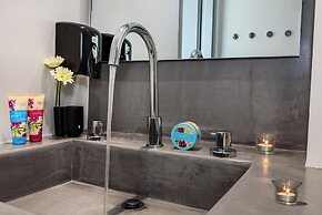 Solar Apartments by Amara Living