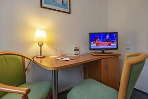 Hotel Rostock West im Kritzmow Park