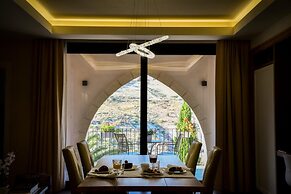 Villa Kete Deluxe Rooms