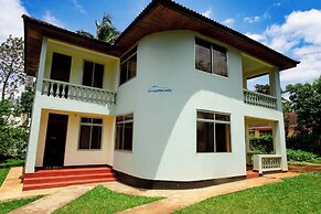 Keys Hotel Mbokomu Branch