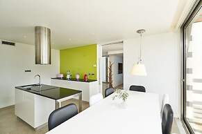 Oliveira House