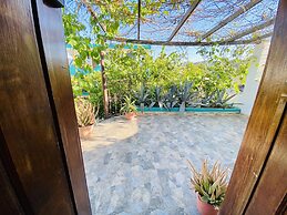CABO BOHEMIA Tropical Garden Studios