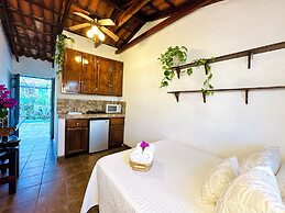 CABO BOHEMIA Tropical Garden Studios