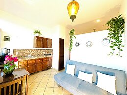 CABO BOHEMIA Tropical Garden Studios