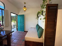 CABO BOHEMIA Tropical Garden Studios