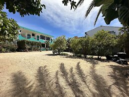 CABO BOHEMIA Tropical Garden Studios