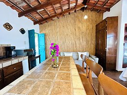 CABO BOHEMIA Tropical Garden Studios