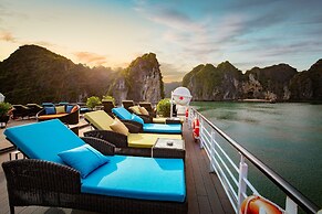 Stellar of the Seas