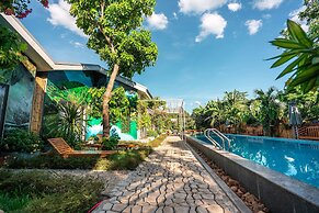Commander Lodge