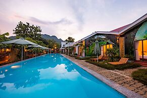 Commander Lodge