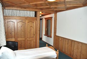 Hotel zum Kreuz