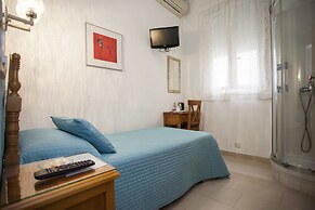 Ava Rooms