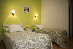 Ava Rooms