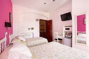 Hostal Los Alpes