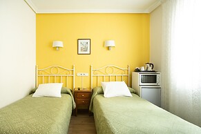 Hostal Los Alpes
