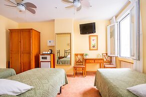 Hostal Los Alpes