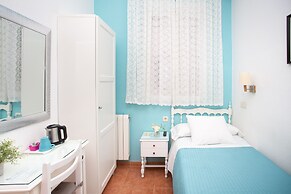 Hostal Los Alpes