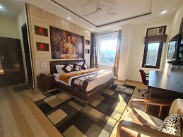 Hotel Grand Raga