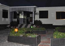 Lesa Garden Hotel