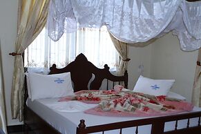 Lesa Garden Hotel