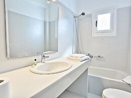 Maganos Suites