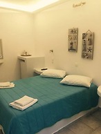 Evagelia's Place