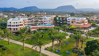 Anissa Beach & Village