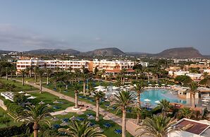 Anissa Beach & Village