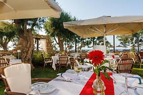 Anissa Beach & Village