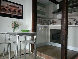 Stella Apartments