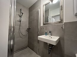 Stella Apartments