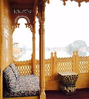 Akbar Group Of Heritage Houseboats