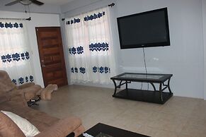 Ladyville 2Bed 2Bath
