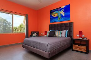 Condo Complex with an Alluring Pool & Tropical Vibes by Stella Rentals
