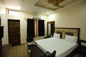 Ishwar Nain Hotel