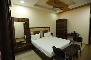 Ishwar Nain Hotel