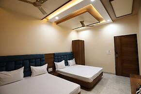 Ishwar Nain Hotel