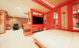 Show Hotel