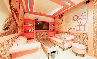 Show Hotel