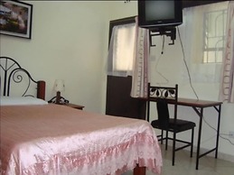 Angaza Guest House
