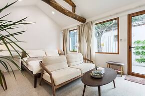 Yichao Yard Inn Hutong