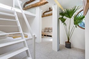 Yichao Yard Inn Hutong