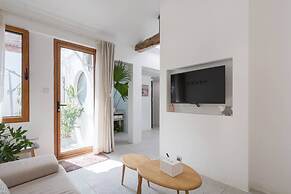 Yichao Yard Inn Hutong