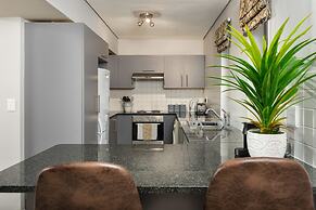 Fountain Suites 1001