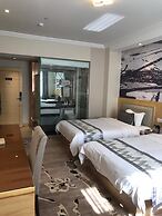 St. Moritz Business Hotel