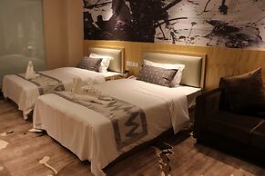 St. Moritz Business Hotel