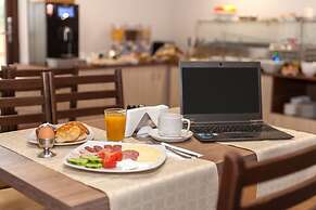 Hugo Hotel