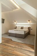 Hugo Hotel